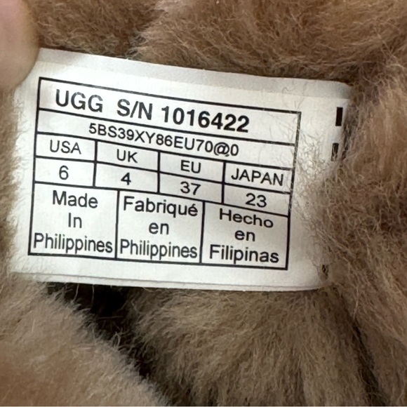 UGG MINI BAILEY BUTTON II CARIBOU BOOTS - WOMEN'S SZ. 6 AMPUTEE 1 SHOE LEFT SHOE - Picture 14 of 16